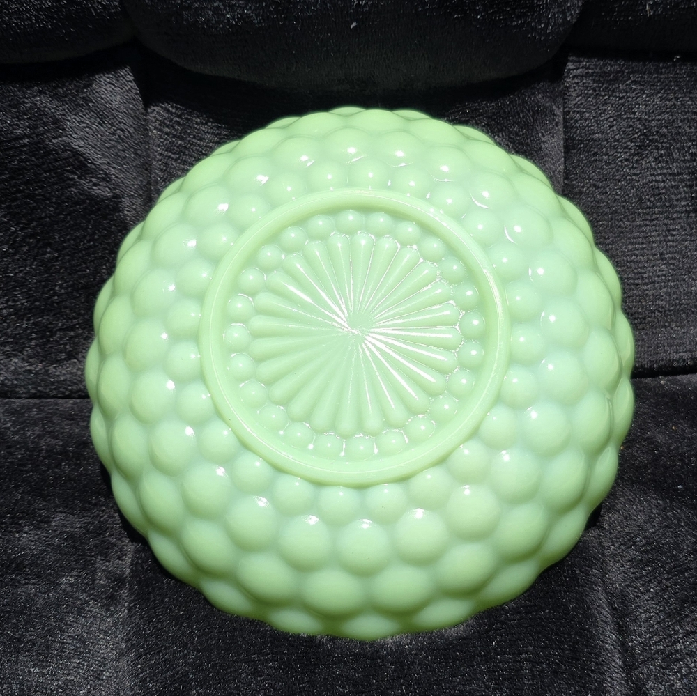 Fire King Jadeite 8 1/2 Inch Bubble Serving Bowl Anchor Green Milk Glass Vintage